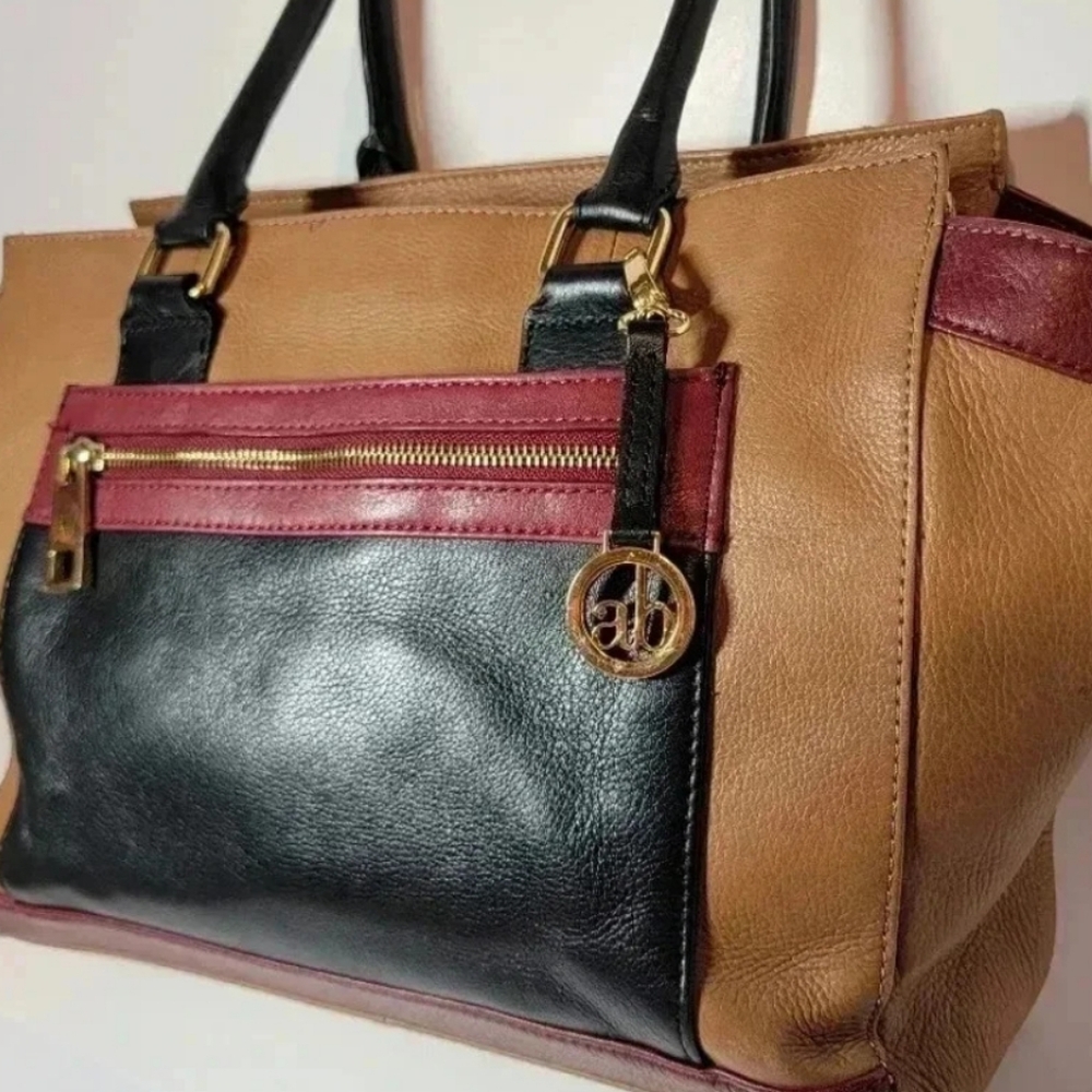 Audrey Brooke Tan and Red Shoulder Bag, GUC - Picture 2 of 6